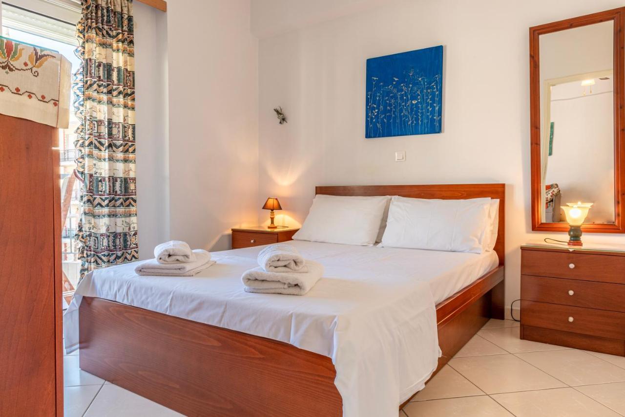 Comfy Flat, 10min To The Center Apartment Kalamata